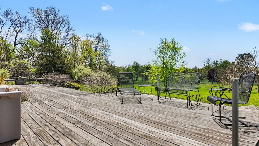 7572 Tucker Lane Leoni Township, MI 49201
