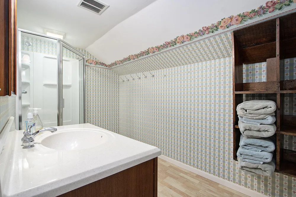 208 W Prospect Street Marshall City, MI 49068