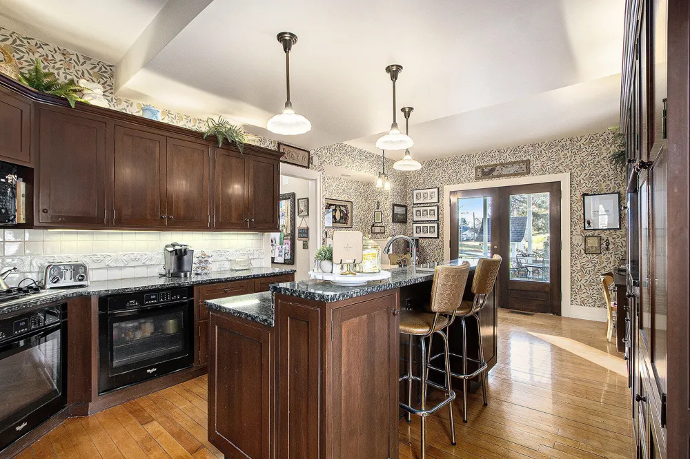 208 W Prospect Street Marshall City, MI 49068