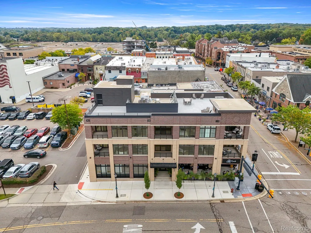 156 Center Unit 301 Northville City, MI 48167