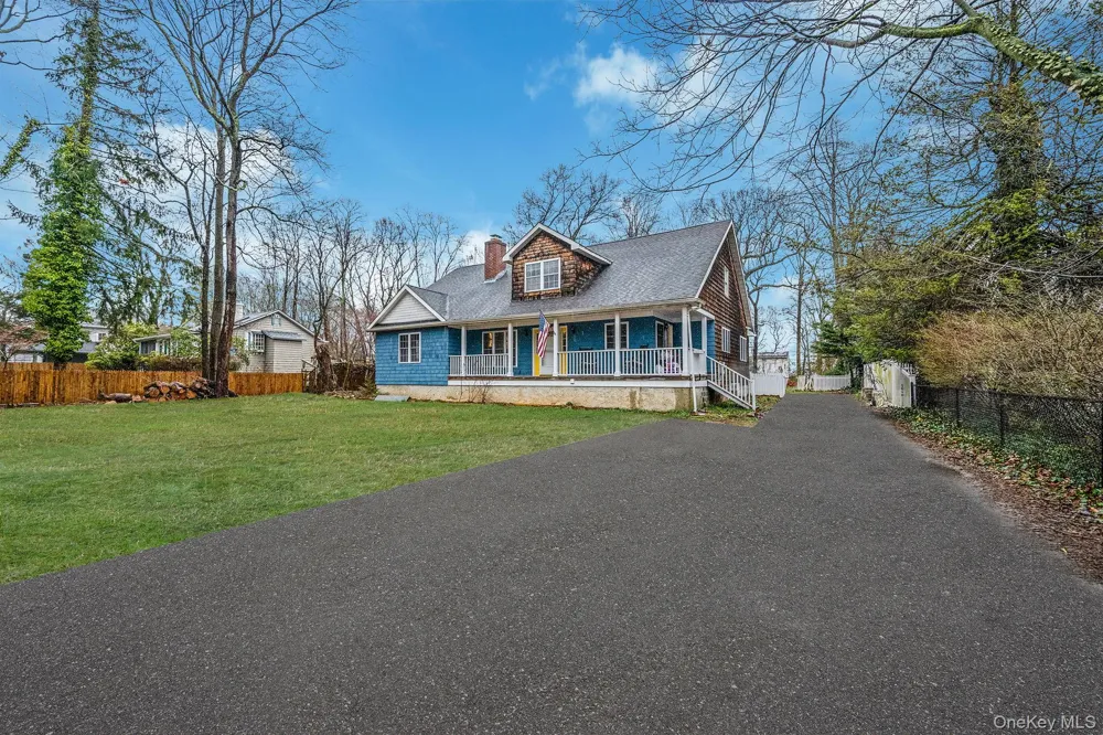 273 Country Road Miller Place, NY 11764