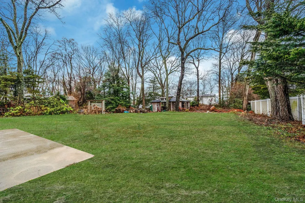 273 Country Road Miller Place, NY 11764