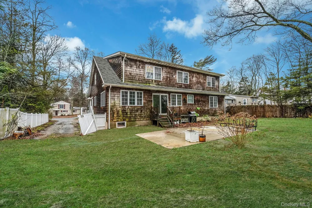 273 Country Road Miller Place, NY 11764