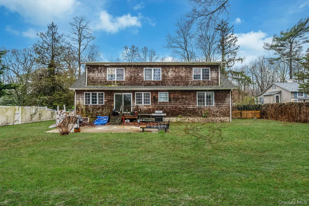 273 Country Road Miller Place, NY 11764