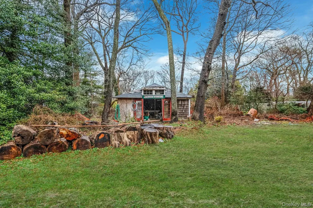 273 Country Road Miller Place, NY 11764