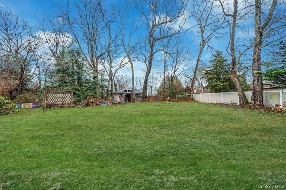 273 Country Road Miller Place, NY 11764