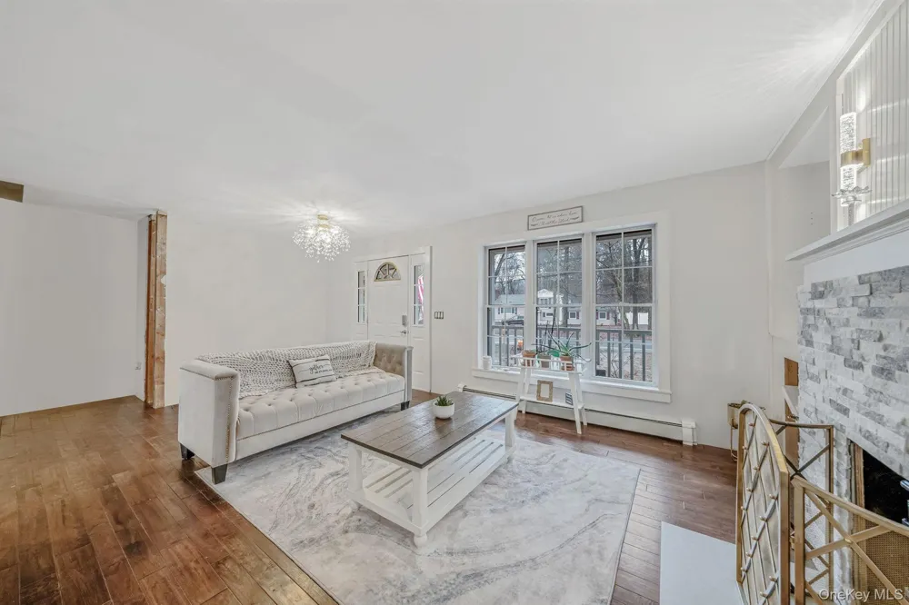 273 Country Road Miller Place, NY 11764