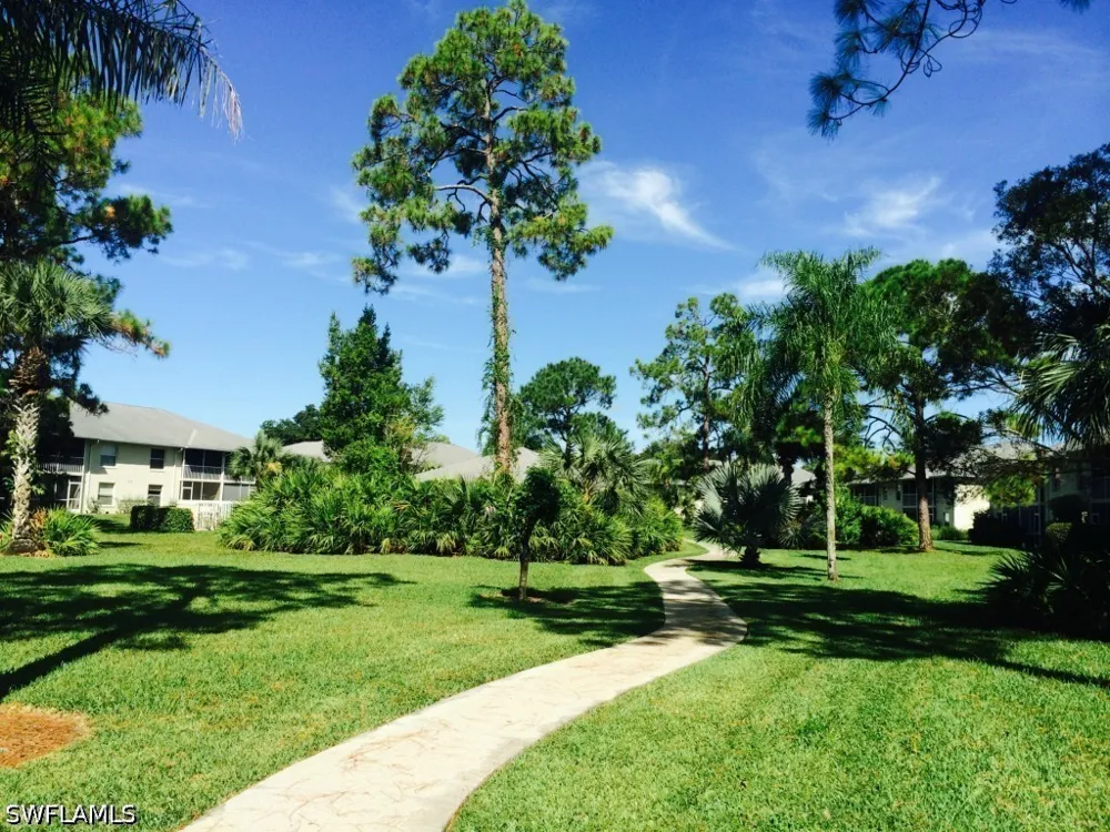 Landover Circle #103 Naples, FL 34104