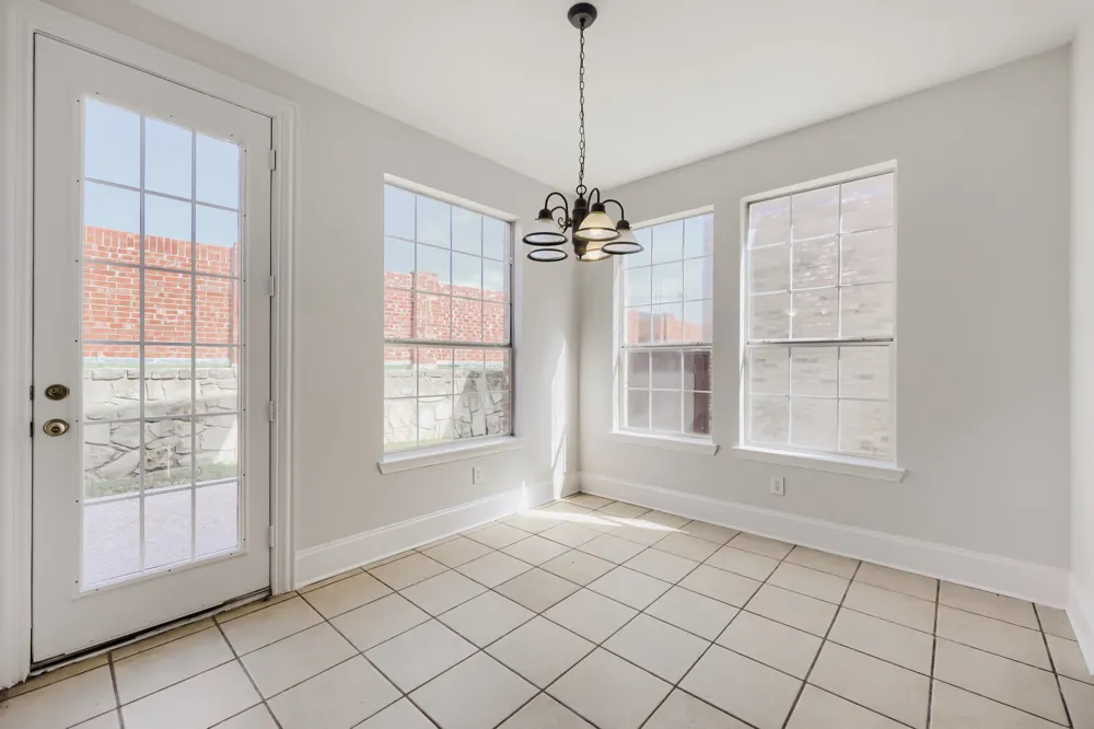 8115 Dogwood Lane Irving, TX 75063