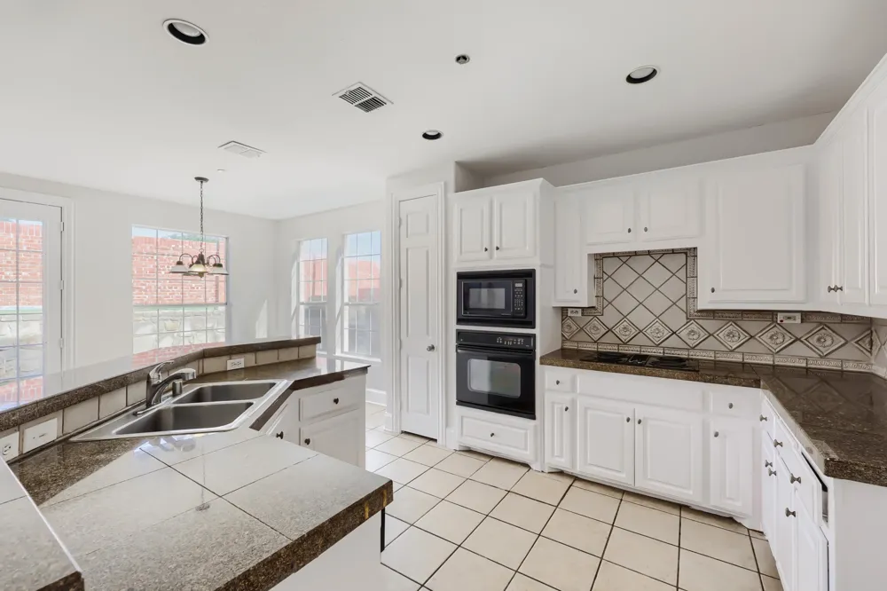 8115 Dogwood Lane Irving, TX 75063