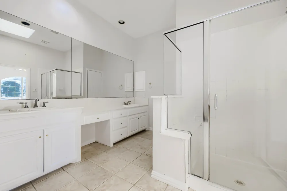 8115 Dogwood Lane Irving, TX 75063