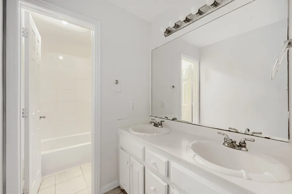 8115 Dogwood Lane Irving, TX 75063