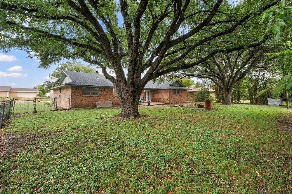238 Royal Drive Marlin, TX 76661