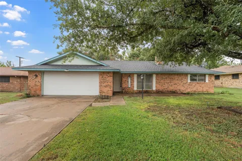 238 Royal Drive