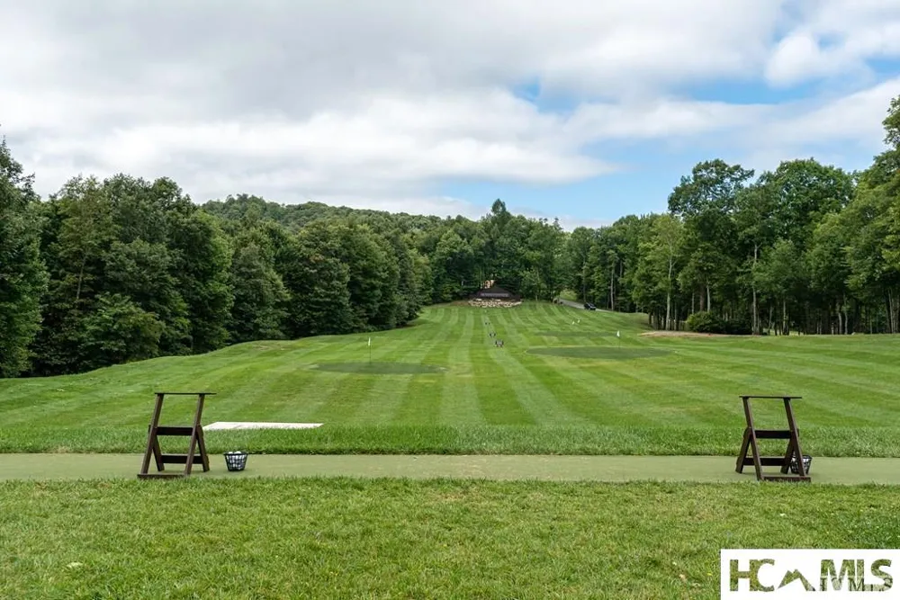 246 Outpost Trail Glenville, NC 28736