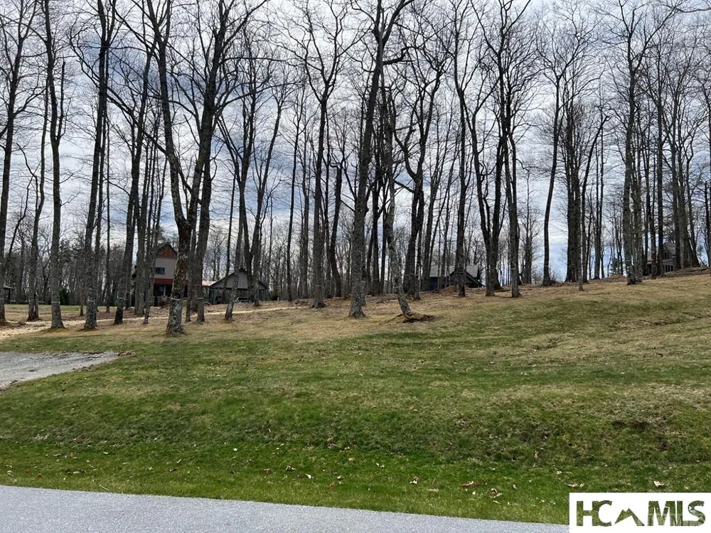 246 Outpost Trail Glenville, NC 28736