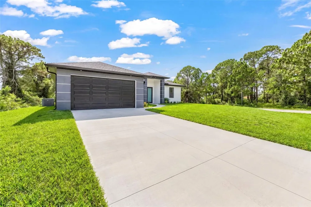 3515 69TH STREET W Lehigh Acres, FL 33971
