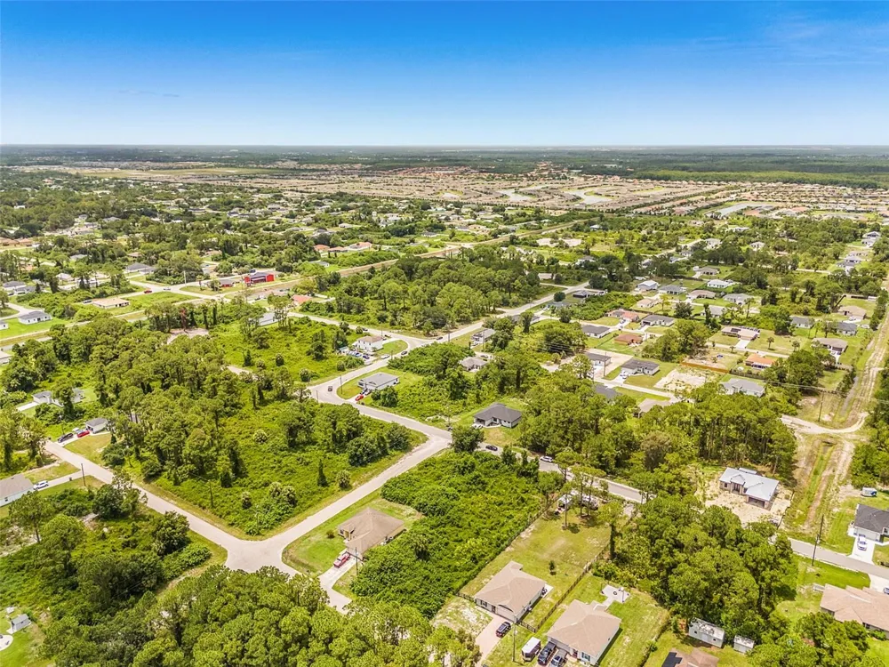 3519 67TH STREET W Lehigh Acres, FL 33971