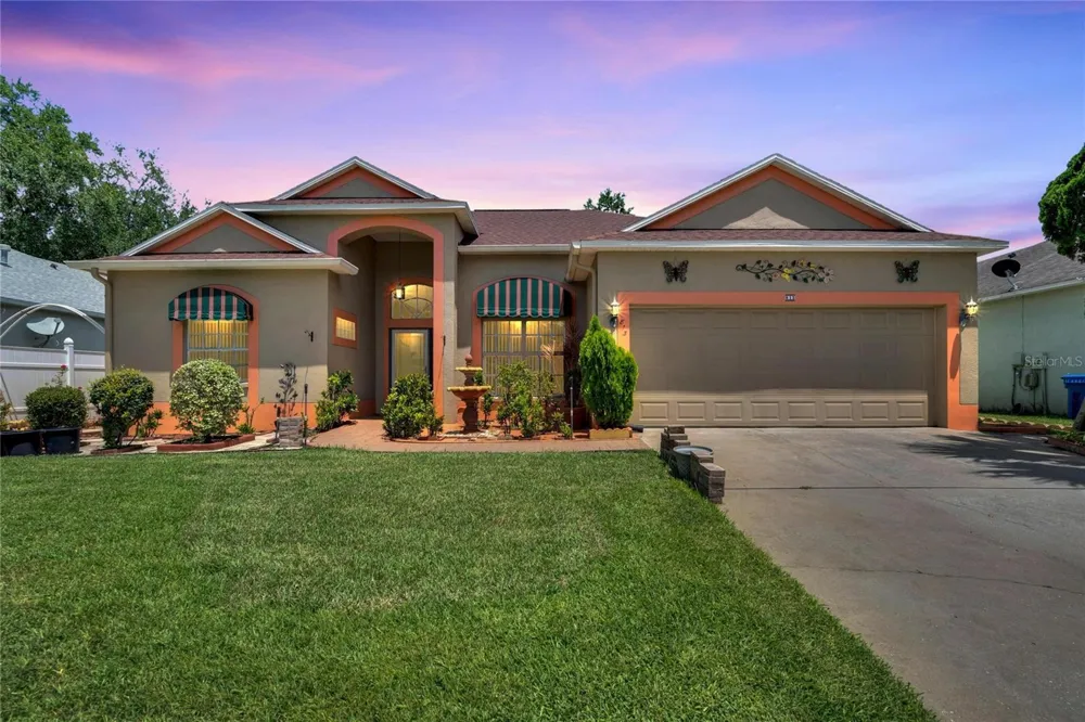 813 INNERGARY PLACE Valrico, FL 33594