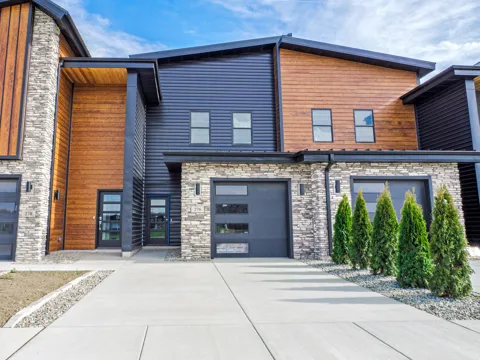 216 Sawgrass Drive