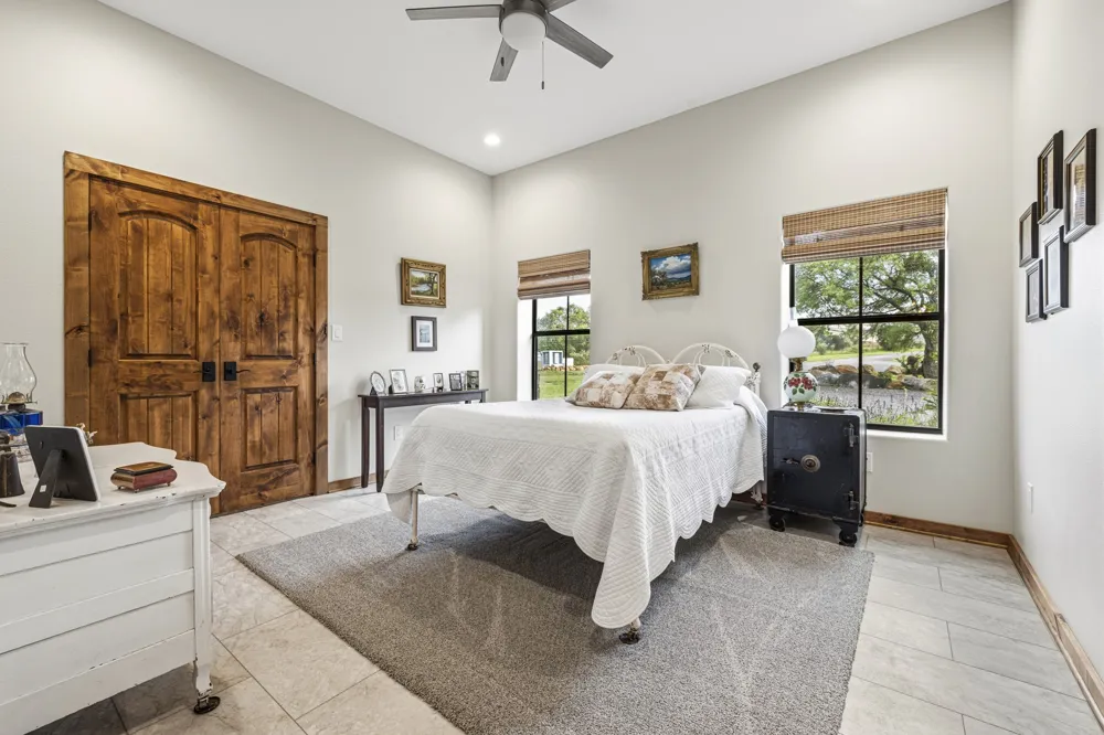 3724 Ranch Road 3347 Round Mountain, TX 78663