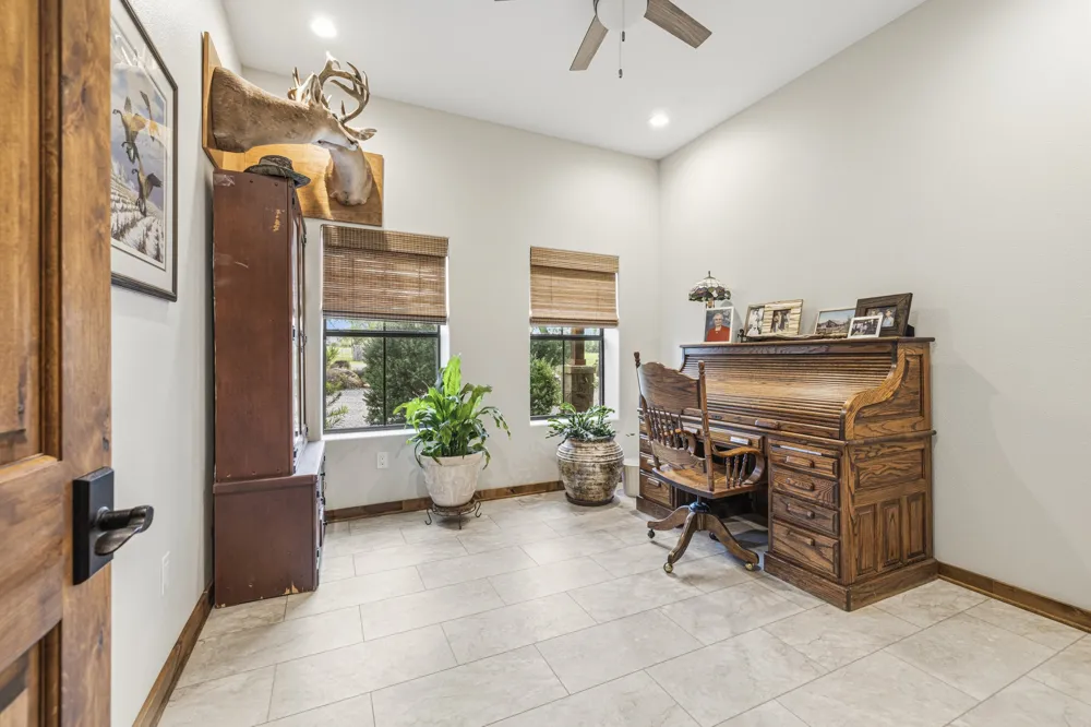 3724 Ranch Road 3347 Round Mountain, TX 78663