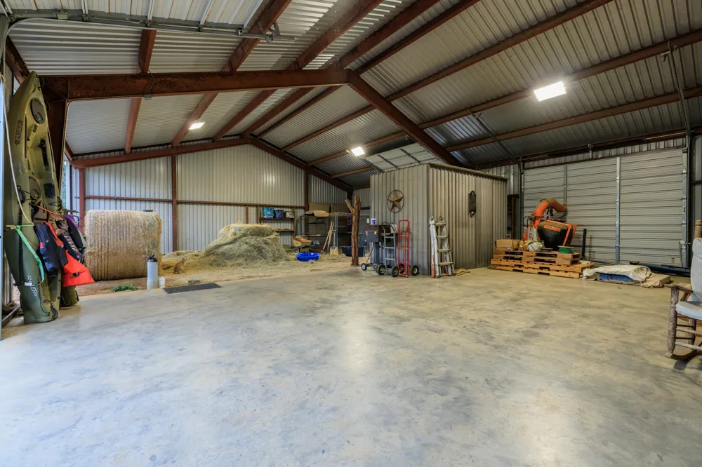3724 Ranch Road 3347 Round Mountain, TX 78663