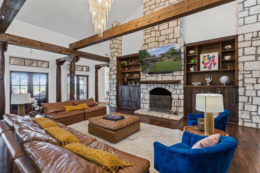 108 Dustin Circle Hudson Oaks, TX 76087