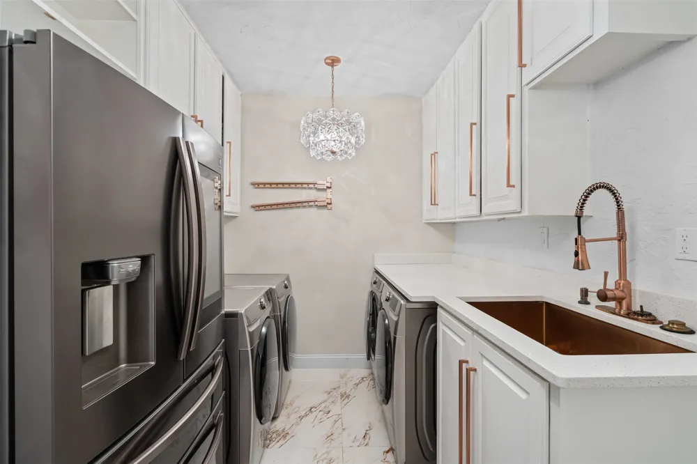 108 Dustin Circle Hudson Oaks, TX 76087