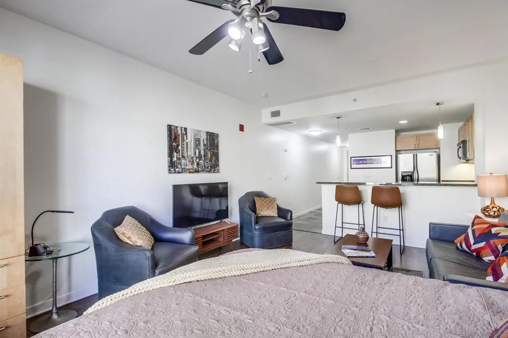 1150 J #603 San Diego, CA 92101