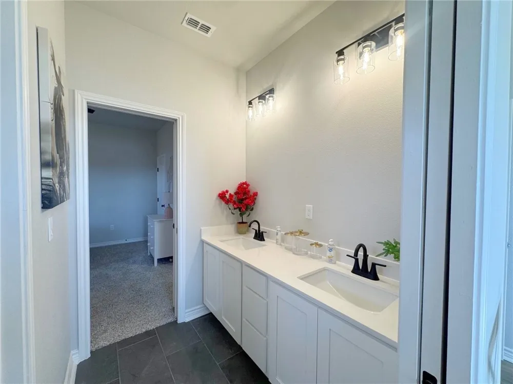 1414 Jack Chesney Street Corpus Christi, TX 78415