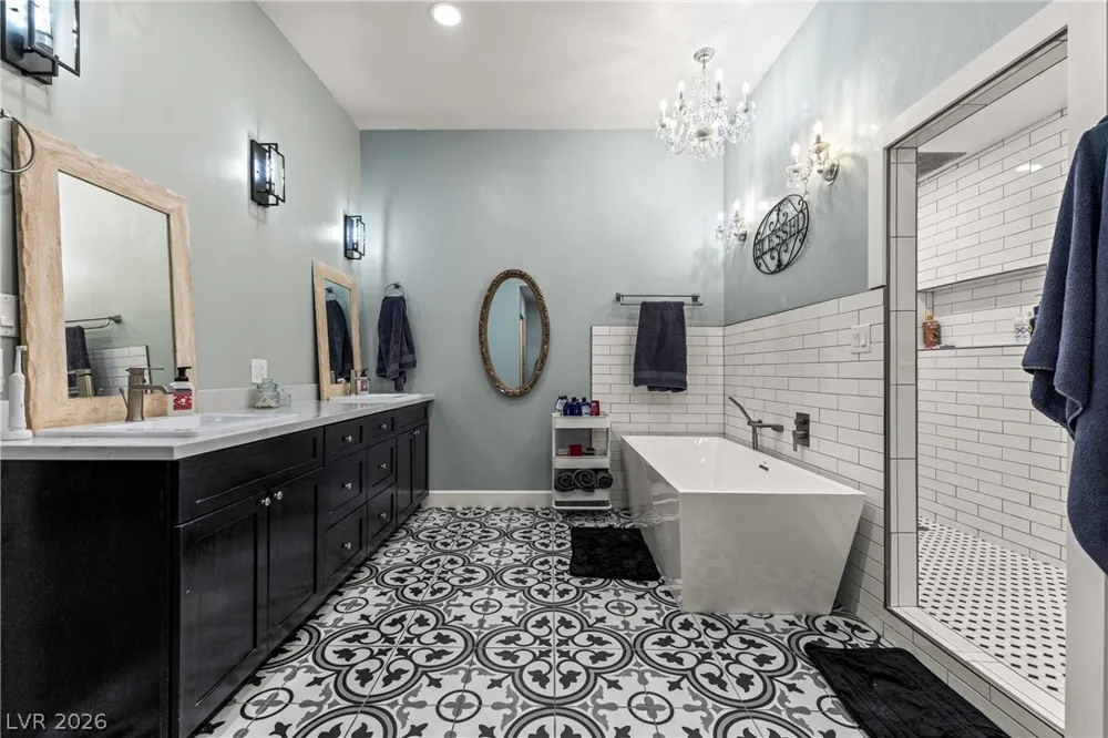 750 Leming Avenue Overton, NV 89040