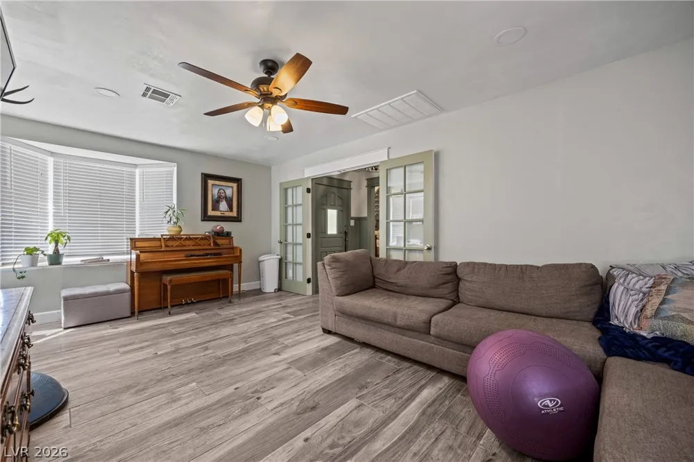 750 Leming Avenue Overton, NV 89040