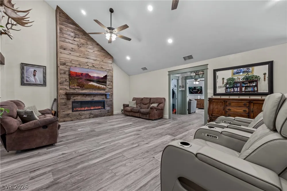 750 Leming Avenue Overton, NV 89040