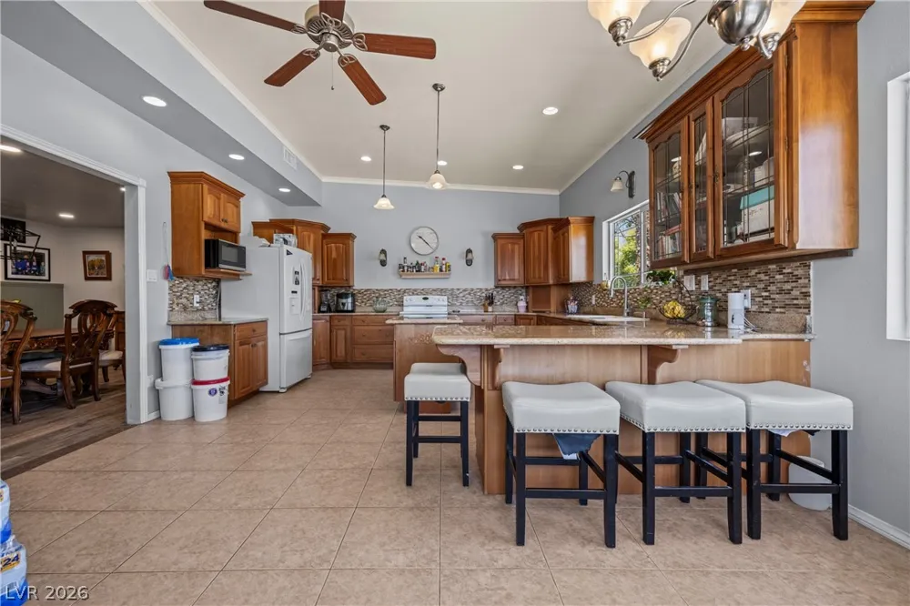750 Leming Avenue Overton, NV 89040