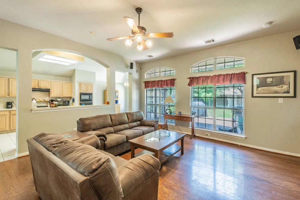 5022 Sandestin Court Garland, TX 75044
