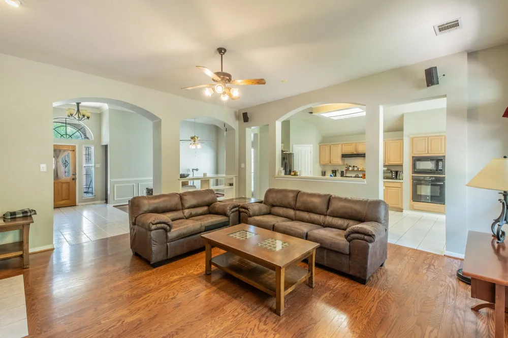 5022 Sandestin Court Garland, TX 75044