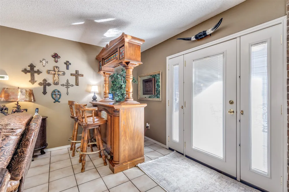963 County Road 1340 Chico, TX 76431