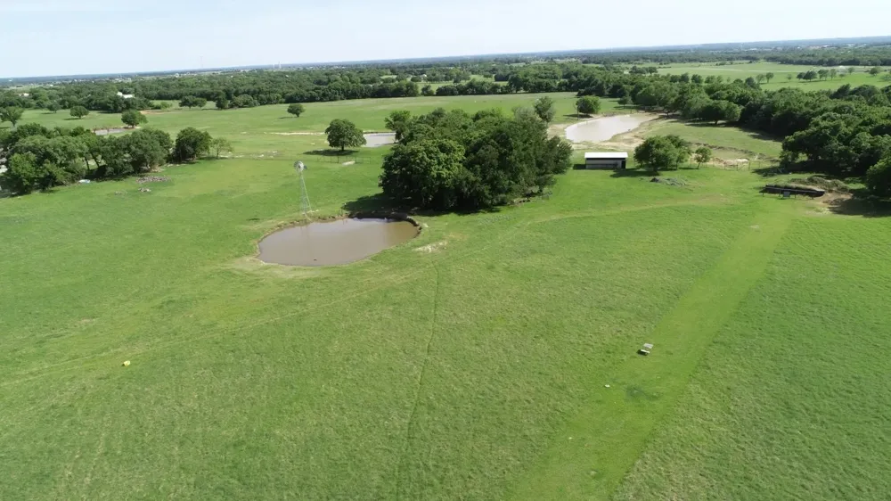 963 County Road 1340 Chico, TX 76431