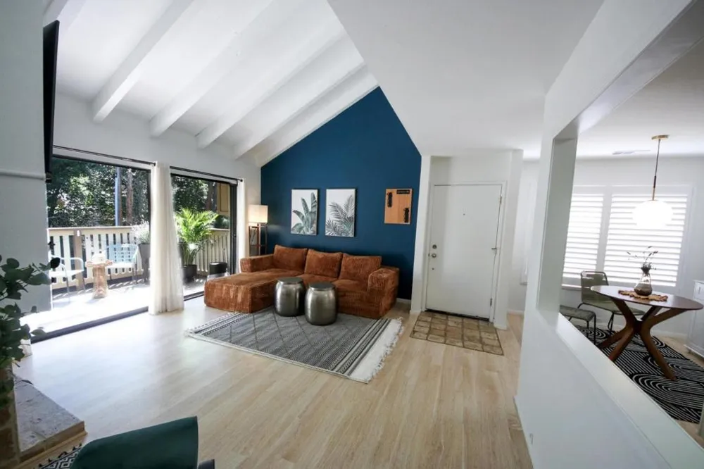 546 Woodside Oaks #6 Sacramento, CA 95825