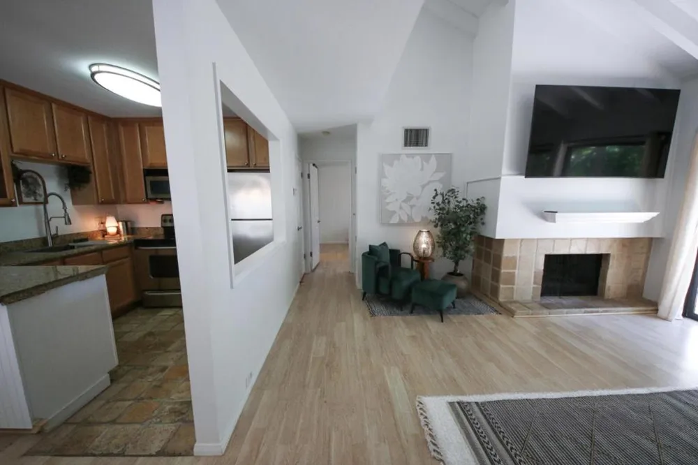 546 Woodside Oaks #6 Sacramento, CA 95825