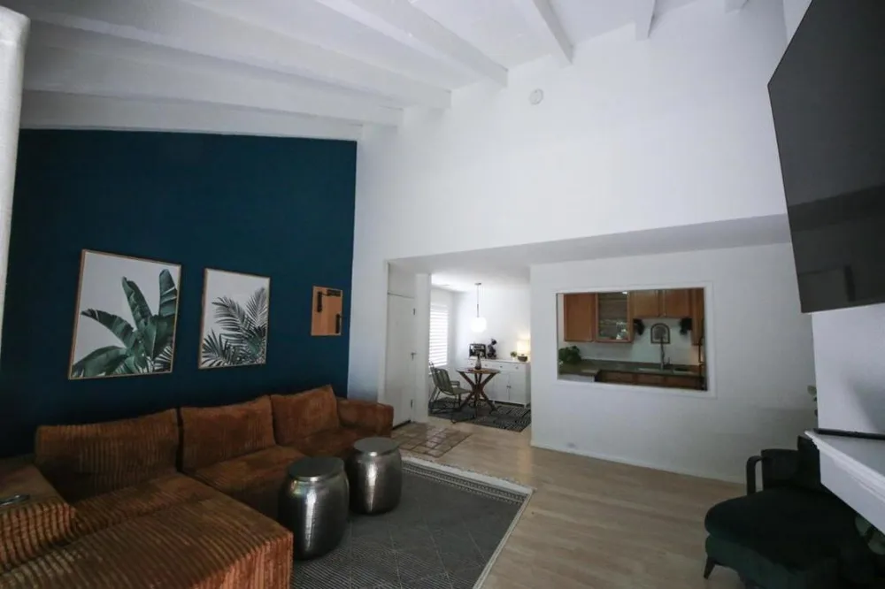 546 Woodside Oaks #6 Sacramento, CA 95825