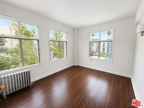 634 S Gramercy Place #607