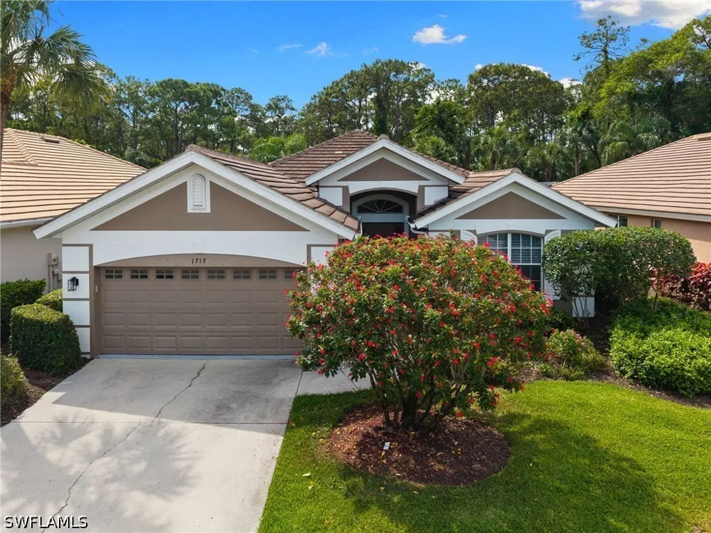 Winding Oaks Way Naples, FL 34109