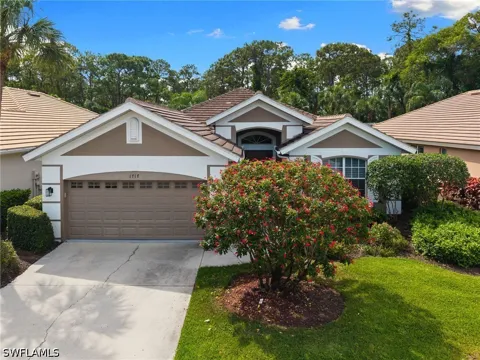 Winding Oaks Way