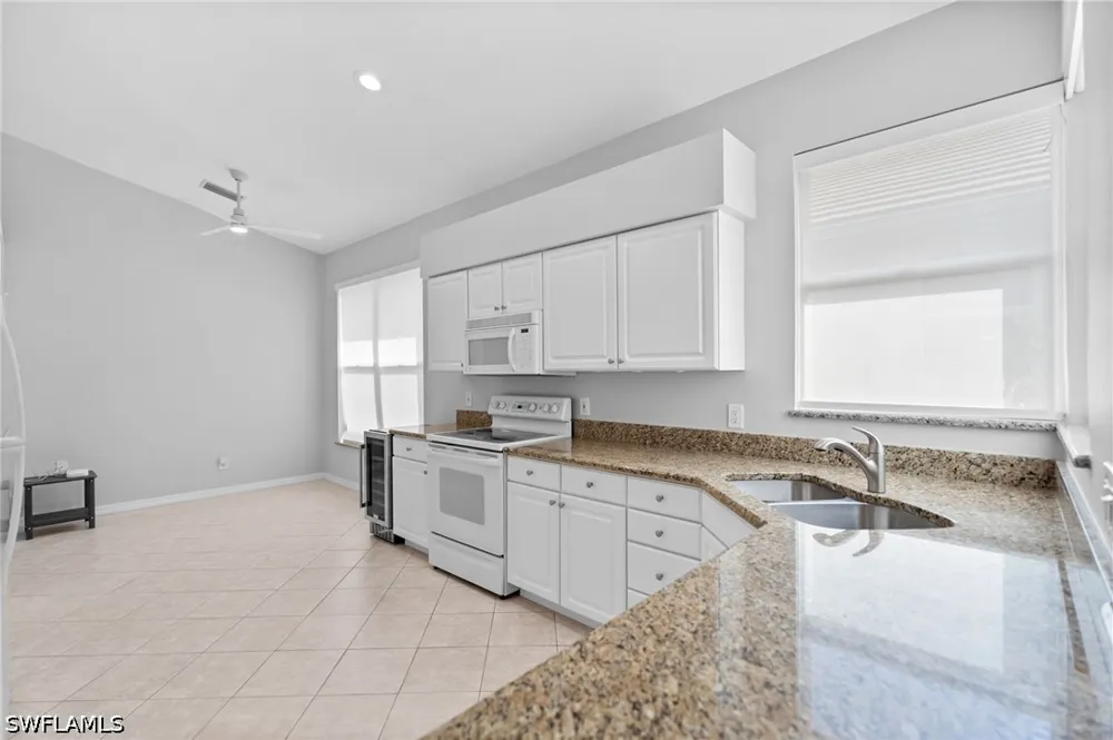 Winding Oaks Way Naples, FL 34109