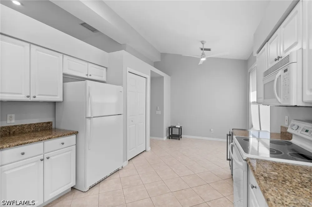 Winding Oaks Way Naples, FL 34109