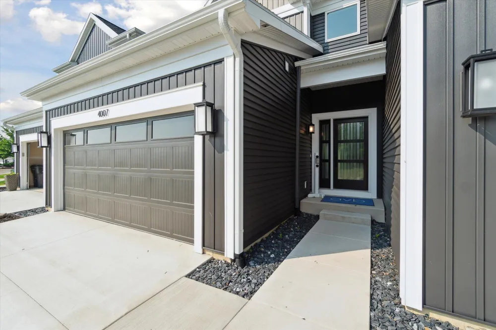 4157 Corvo Trace Kalamazoo Charter Township, MI 49006