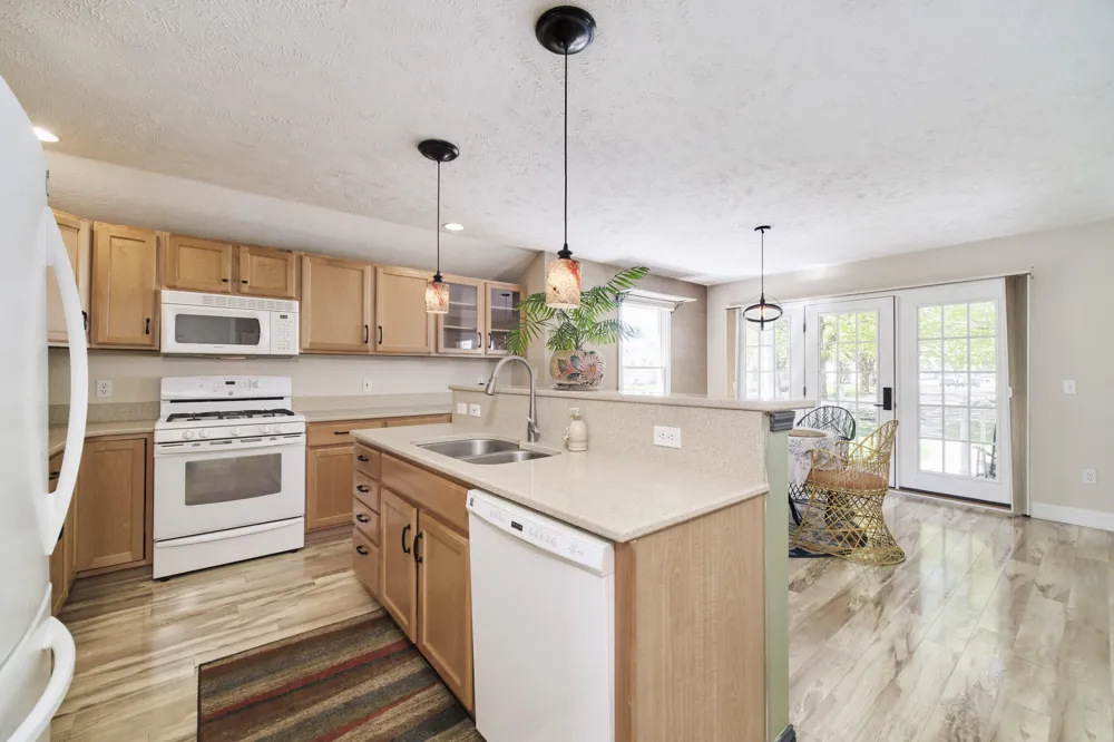 10 Cottage Lane Manistee City, MI 49660