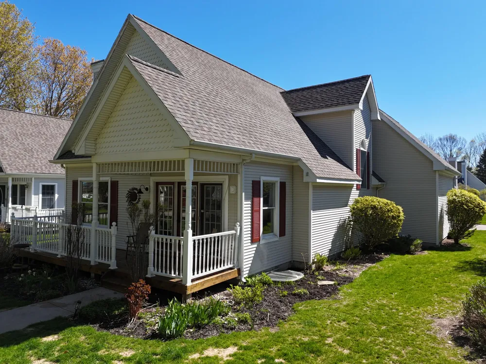10 Cottage Lane Manistee City, MI 49660
